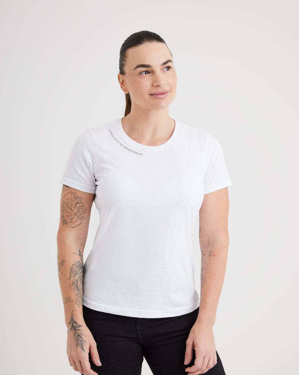 Camiseta Invictus Concept Feminina Força - Branco
