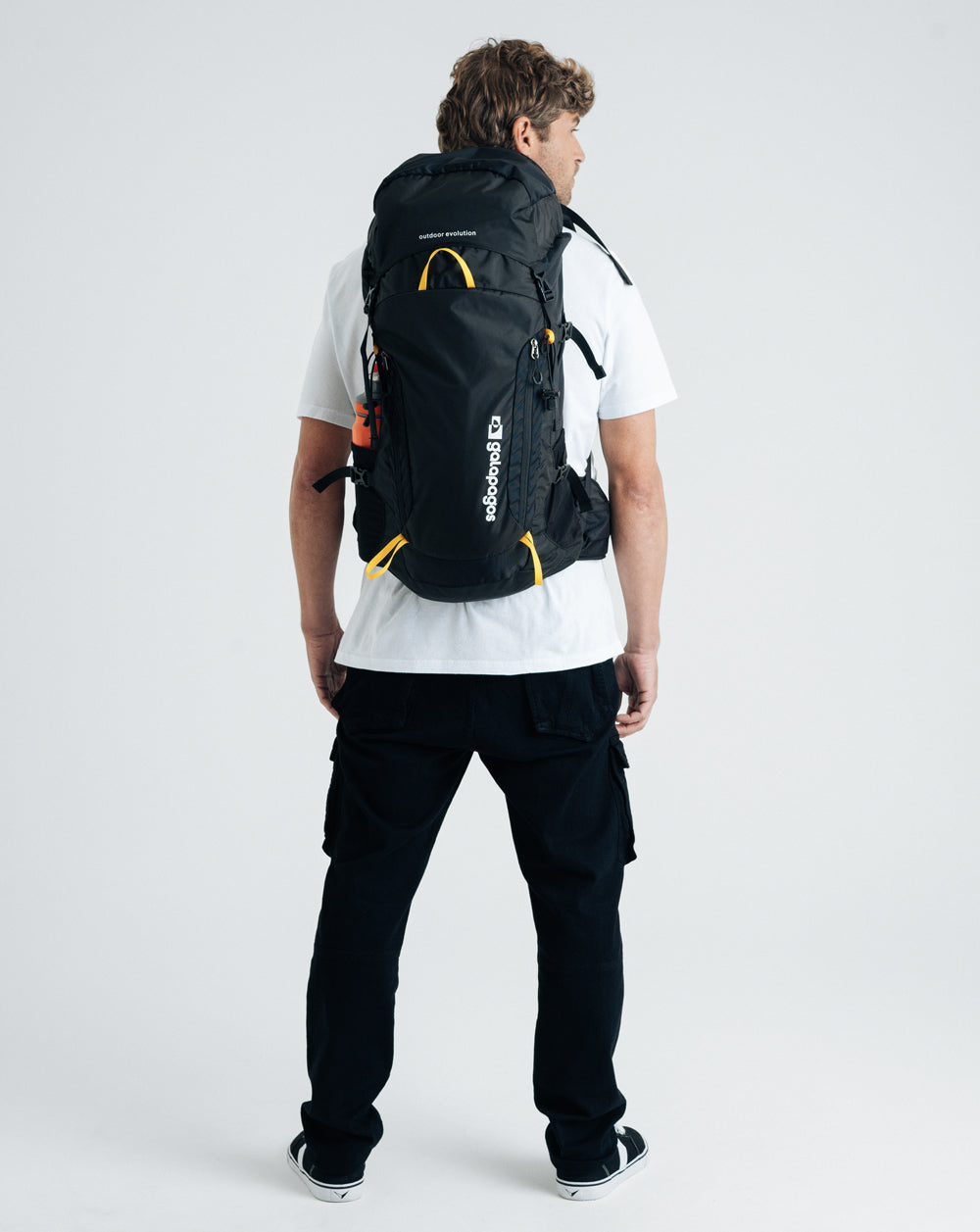 MOCHILA CARGUEIRA GALAPAGOS CHARGER PRETA 50 L