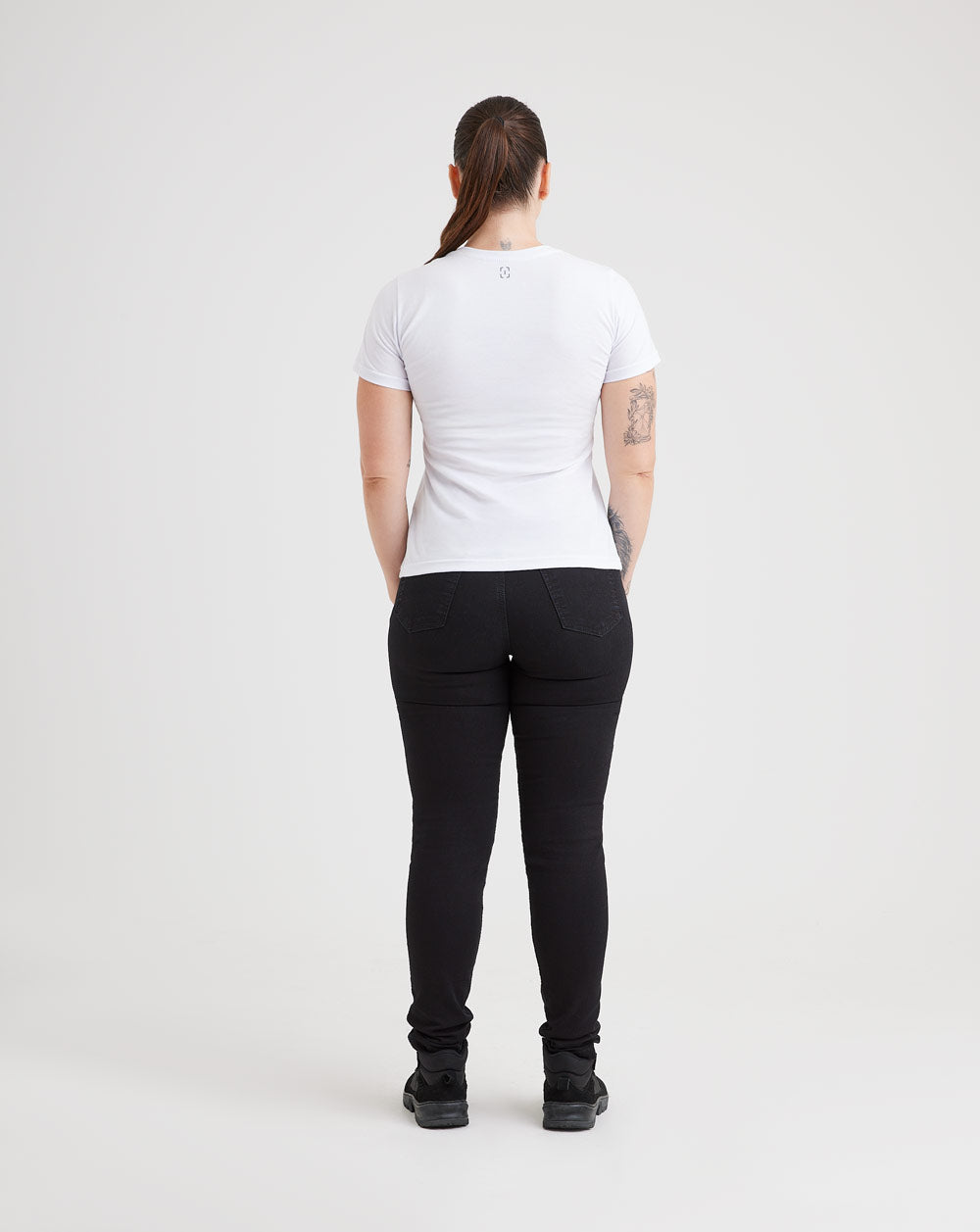Camiseta Invictus Concept Feminina Força - Branco