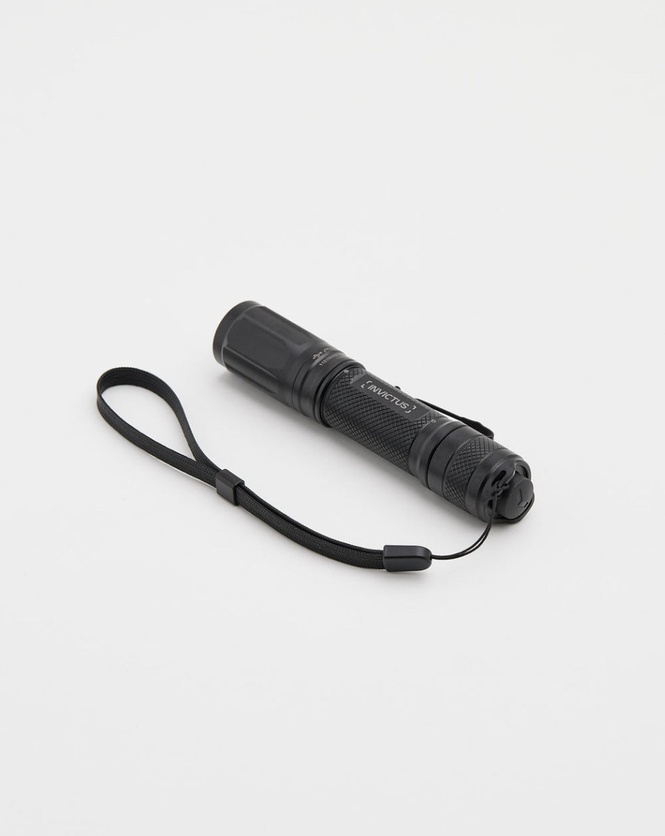 Lanterna Tática Invictus Front 1400 Lumens - Promoção