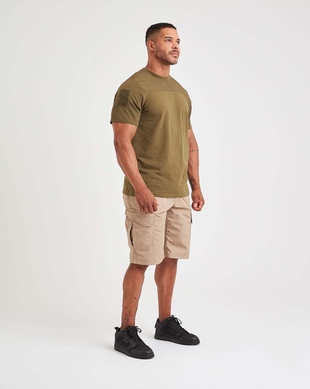 Camiseta Invictus Infantry Relief