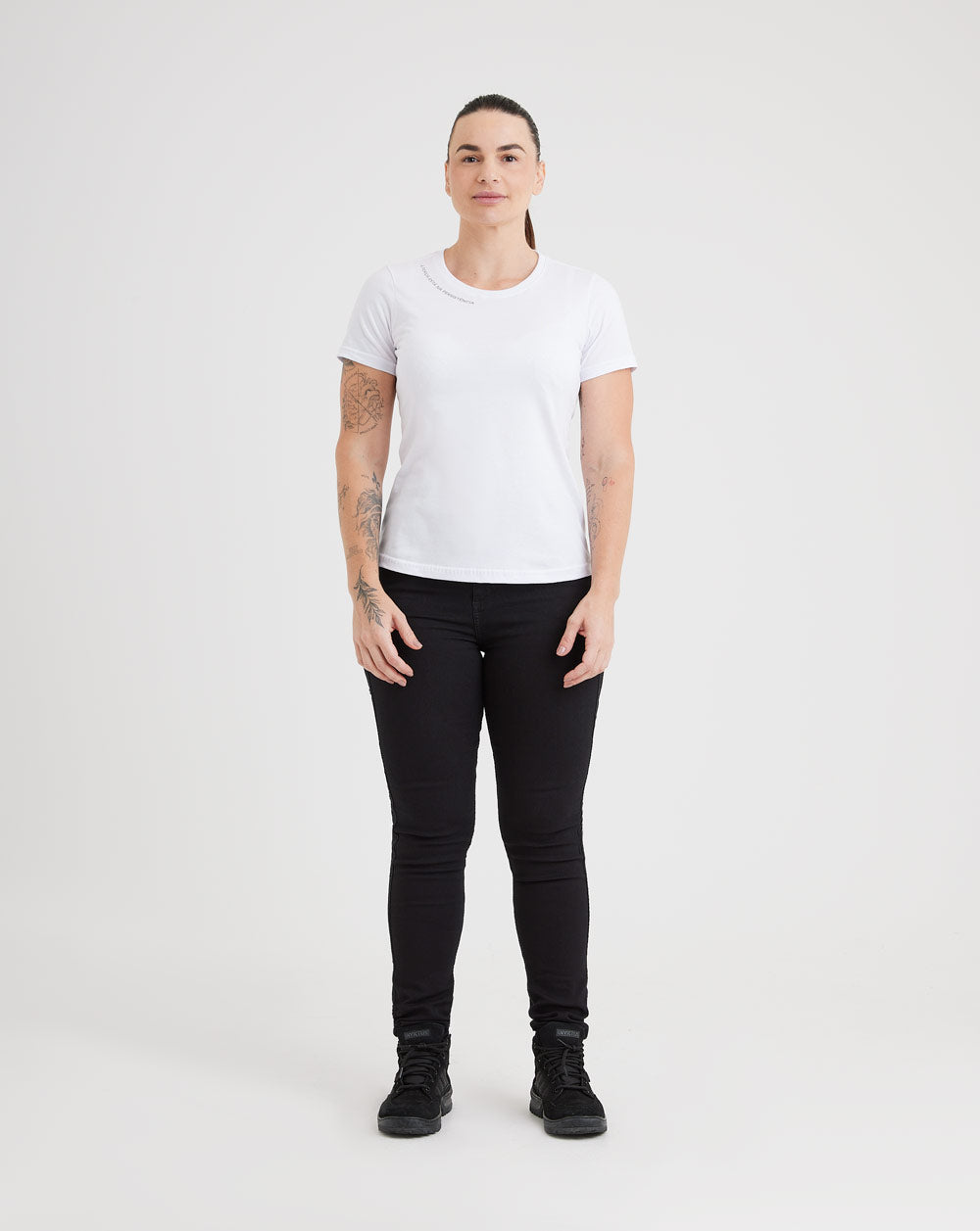 Camiseta Invictus Concept Feminina Força - Branco