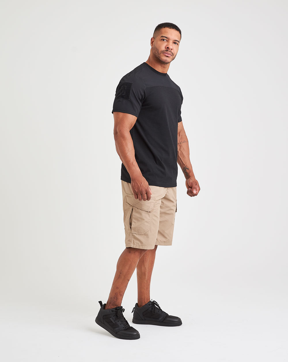 Camiseta Invictus Infantry Relief