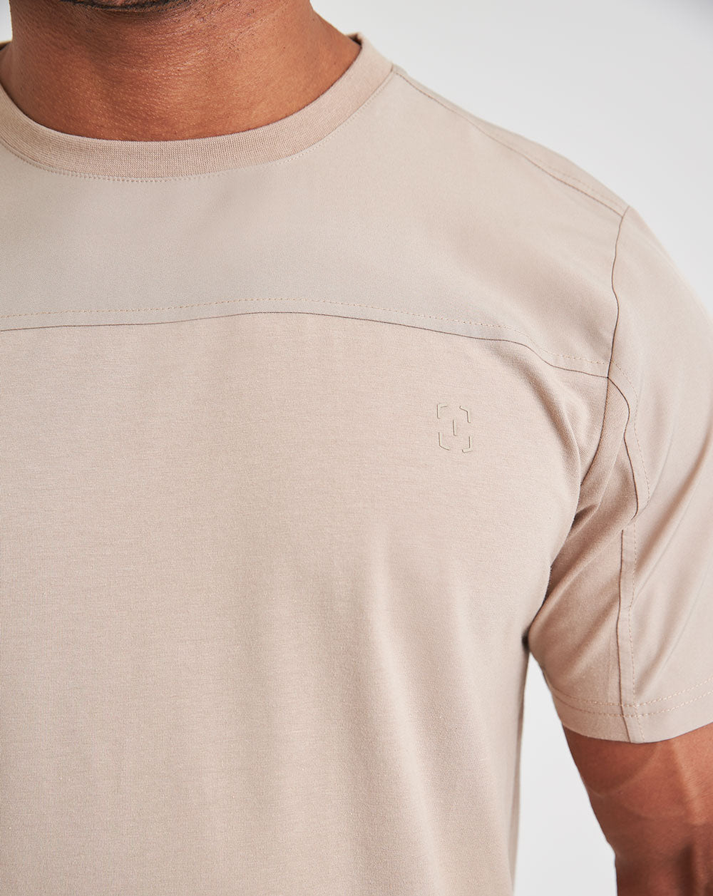 Camiseta Invictus Infantry Relief