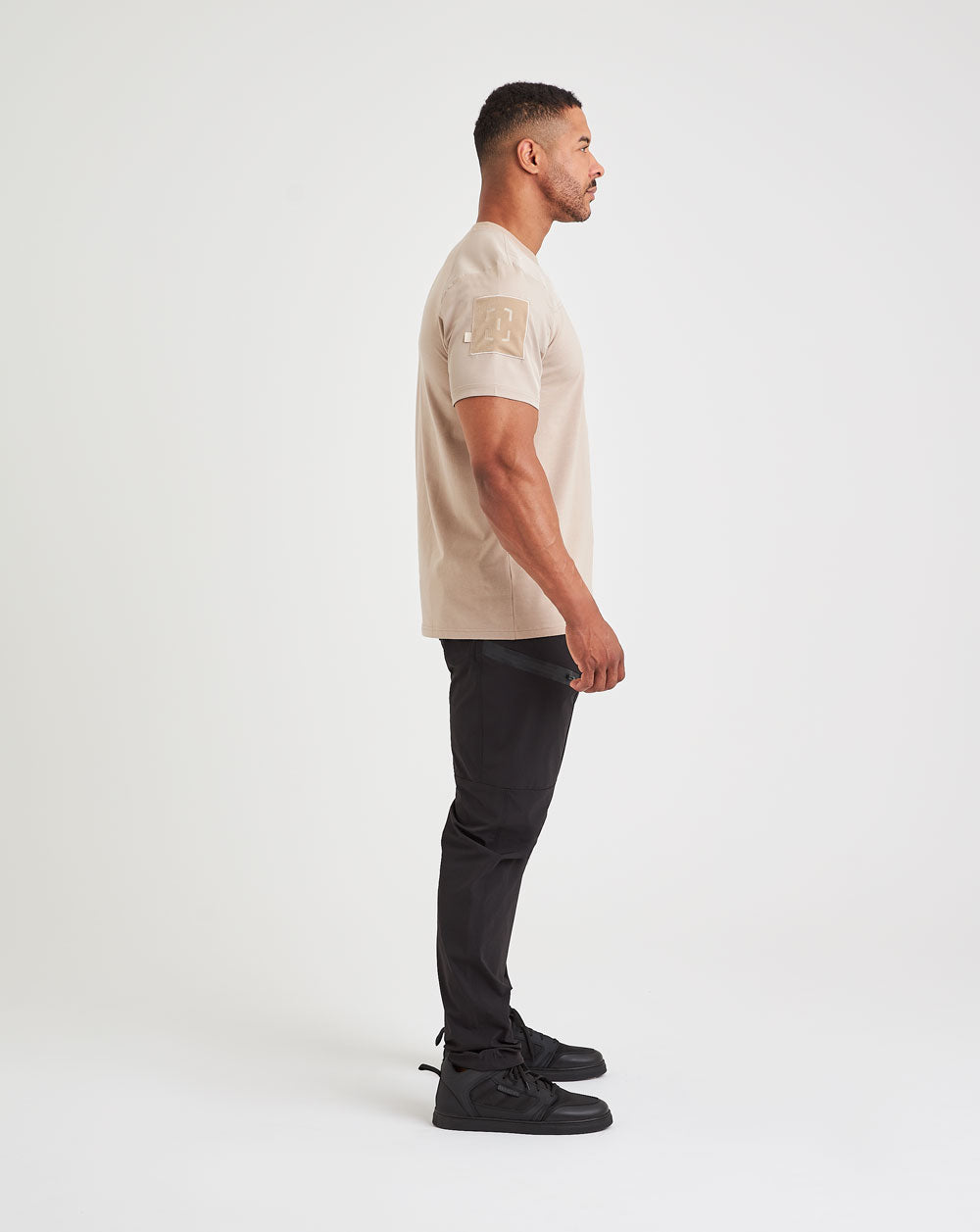 Camiseta Invictus Infantry Relief