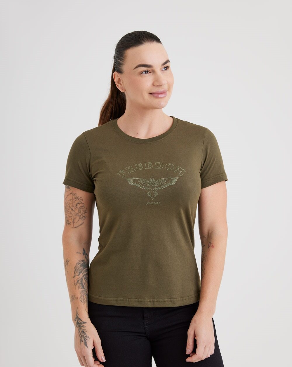 CAMISETA INVICTUS CONCEPT FREEDOM - VERDE FEMININA