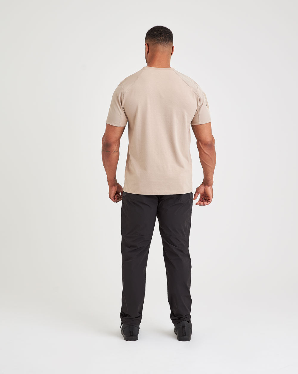 Camiseta Invictus Infantry Relief