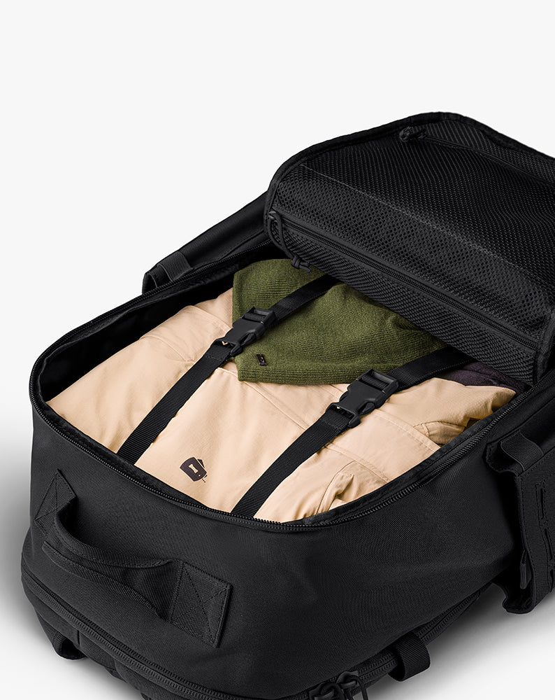 Mochila Commander Invictus 50L - Preta - Promoção