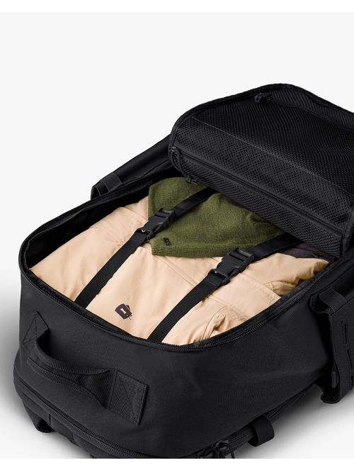 Mochila Commander Invictus 50L - Preta - Promoção