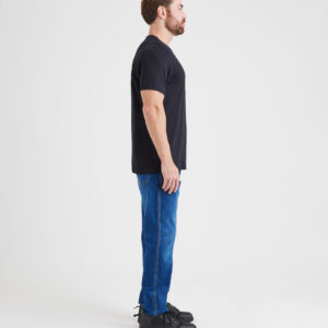 CAMISETA-CONCEPT-ADN-PRETO-INVICTUS-03.jpg