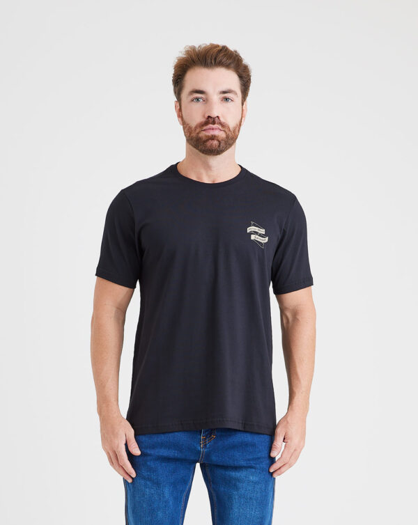 CAMISETA-CONCEPT-DONT-LOOK-BACK-PRETO-INVICTUS-01.jpg